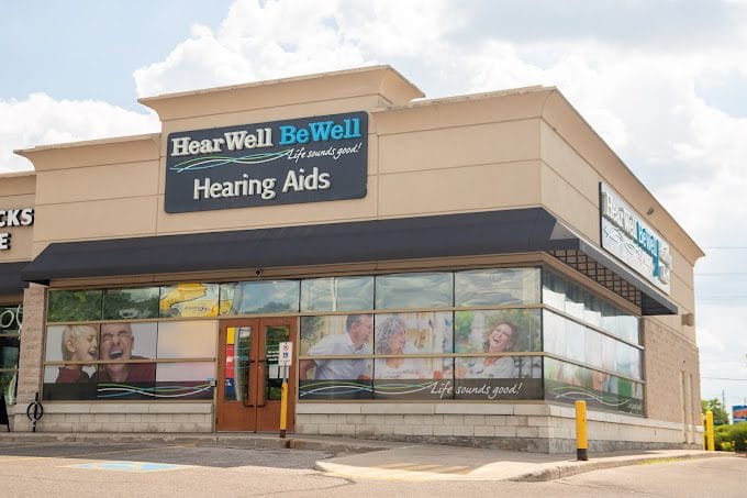Front of Hear Well Be Well hearing clinic in London, Ontario